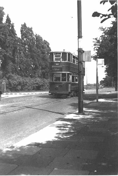 Tram 44 Woolwich Common